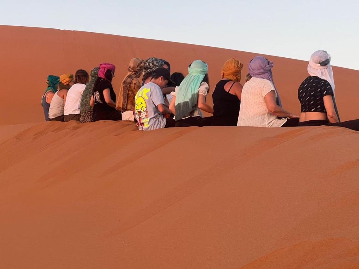 Merzouga Top Luxury Camp Exteriör bild