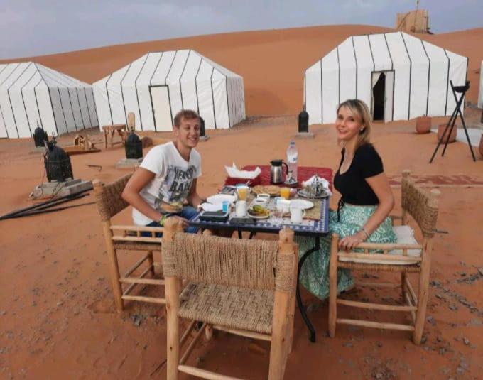 Merzouga Top Luxury Camp Exteriör bild