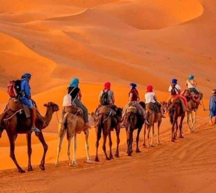 Merzouga Top Luxury Camp Exteriör bild