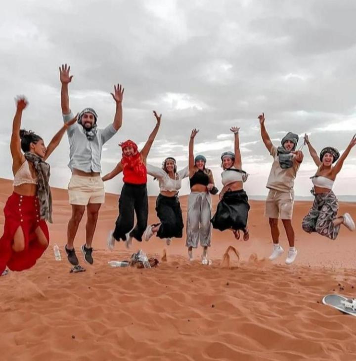Merzouga Top Luxury Camp Exteriör bild
