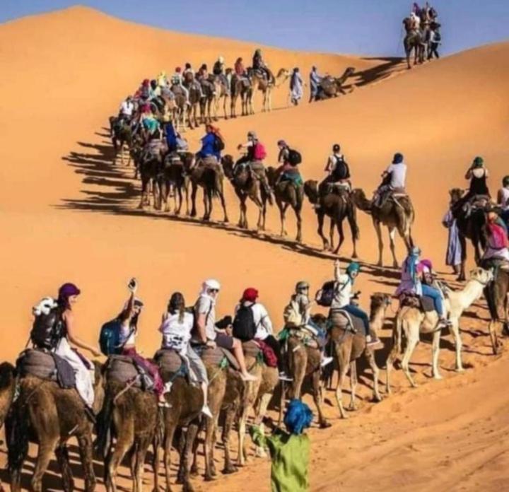 Merzouga Top Luxury Camp Exteriör bild